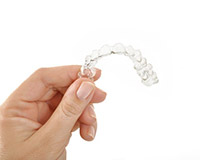 How Invisalign Fixes Your Crooked Teeth
